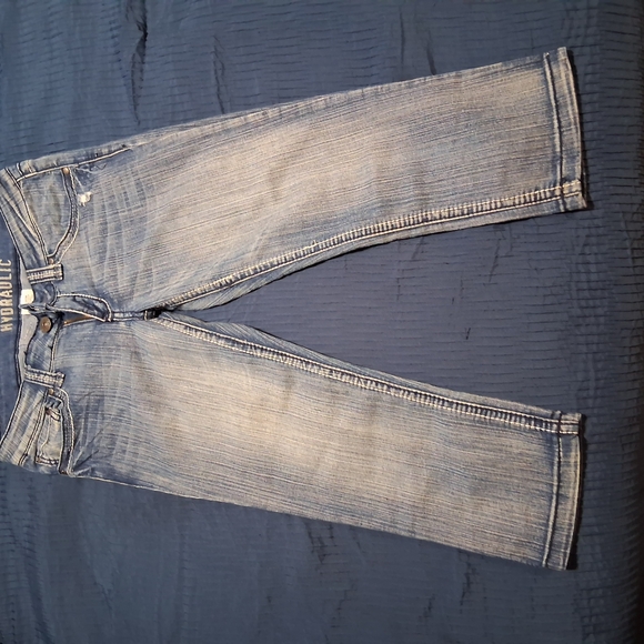 Hydraulic Pants - Hydraulic Blue Capri Pants with Distressed Vintage Look
